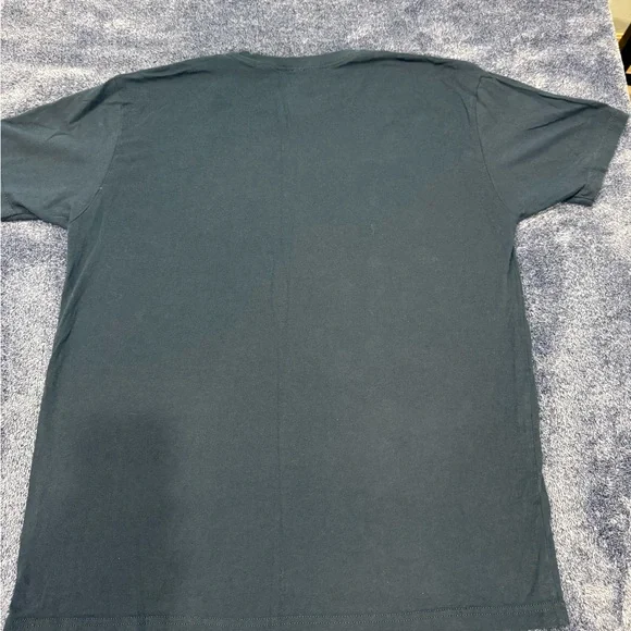 YETI Men's Charcoal Tee - Picture 4 of 4